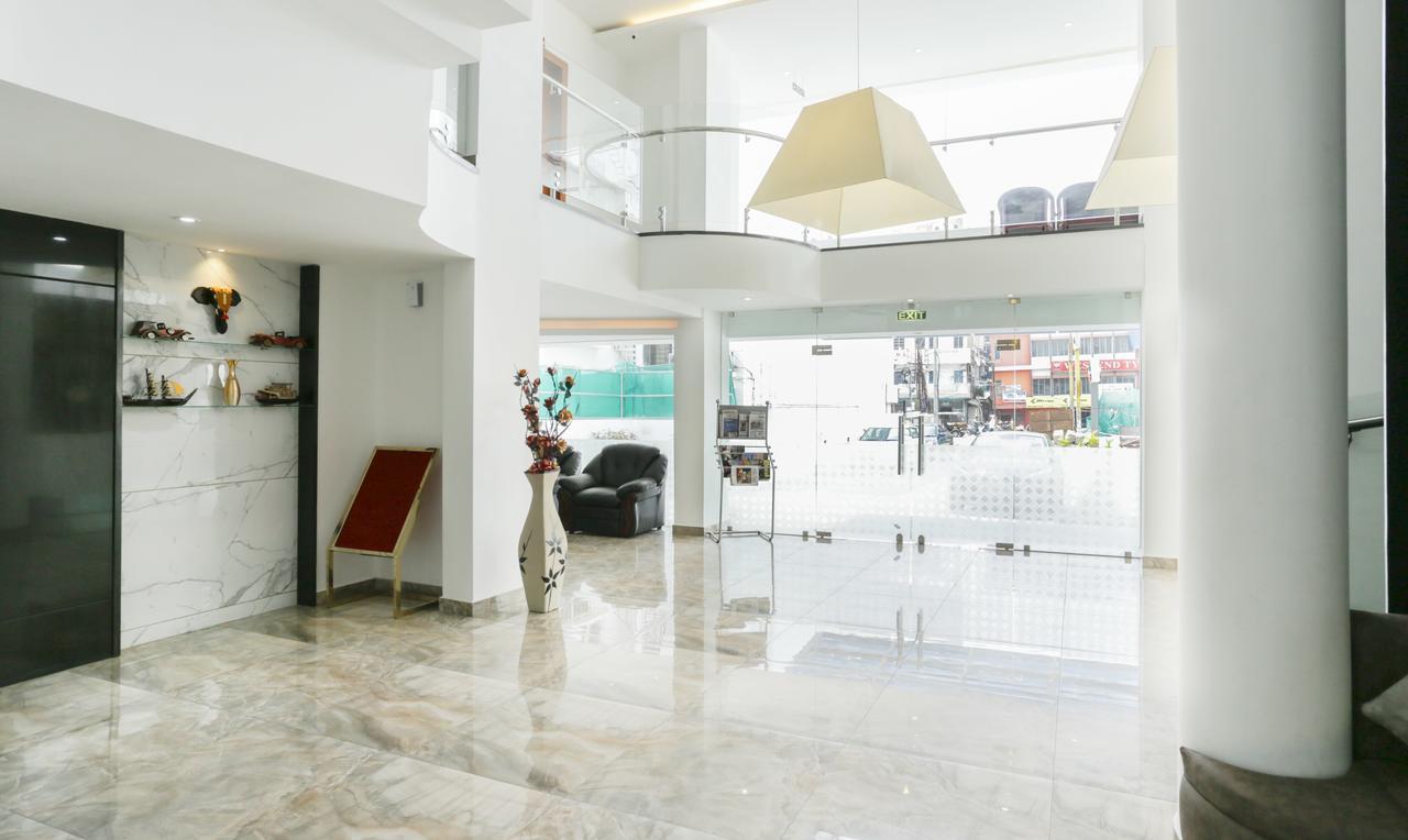 Kochi Hotel Crown Suites מראה חיצוני תמונה