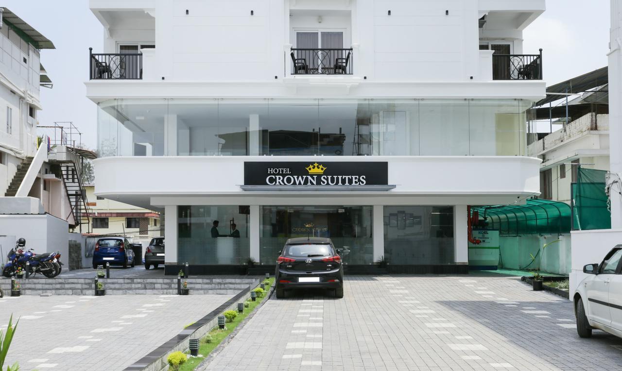 Kochi Hotel Crown Suites מראה חיצוני תמונה