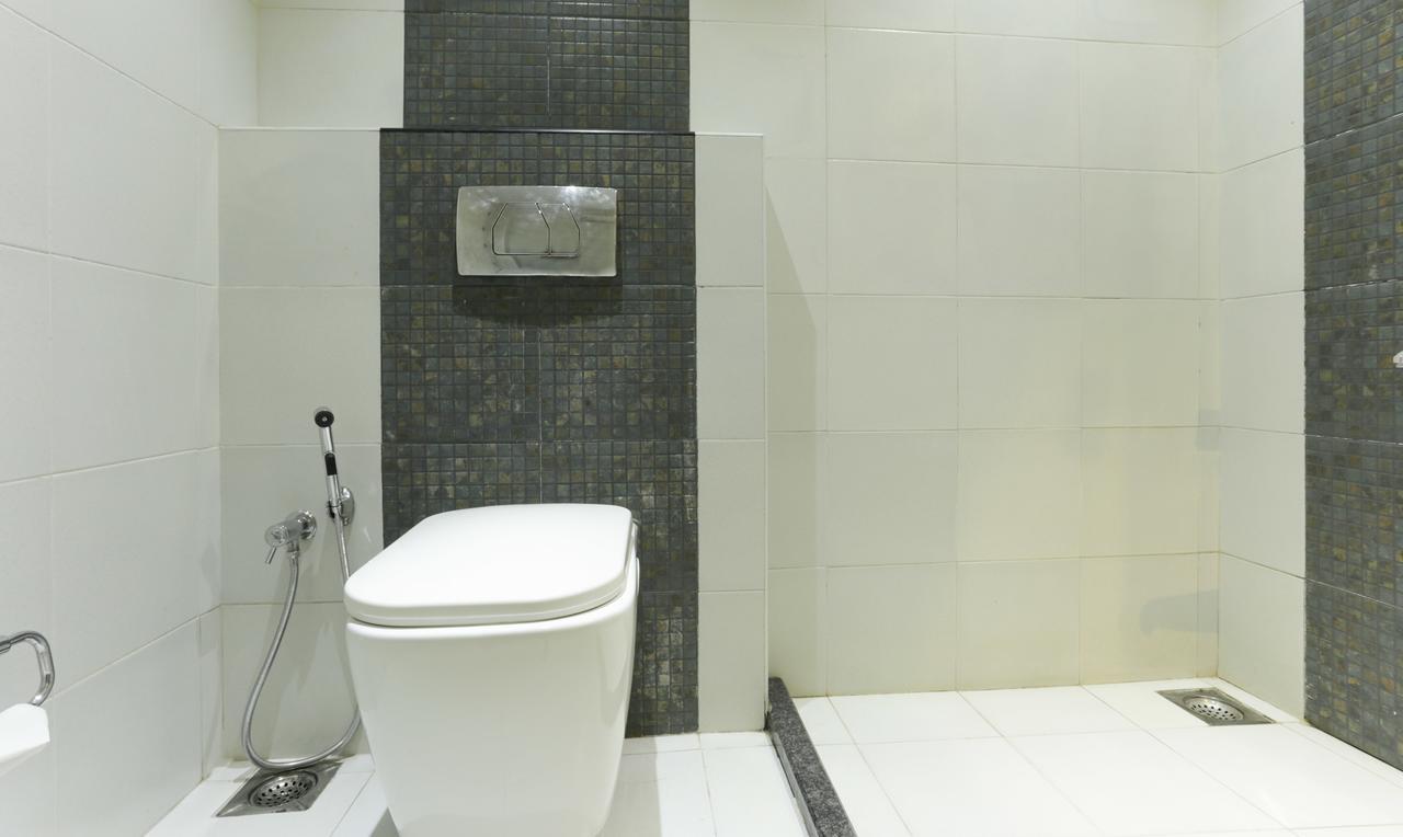 Kochi Hotel Crown Suites מראה חיצוני תמונה