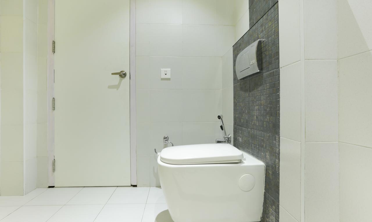 Kochi Hotel Crown Suites מראה חיצוני תמונה